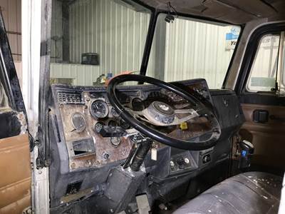 Peterbilt 357 Dashboard Assembly