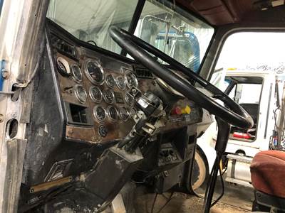Peterbilt 378 Dashboard Assembly