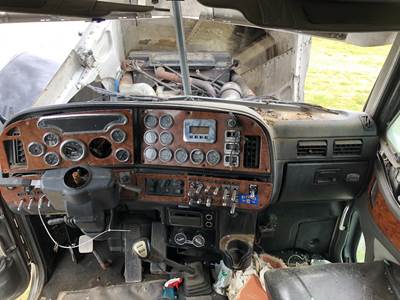 Peterbilt 379 Dashboard Assembly
