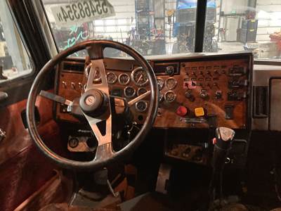 Peterbilt 379 Dashboard Assembly