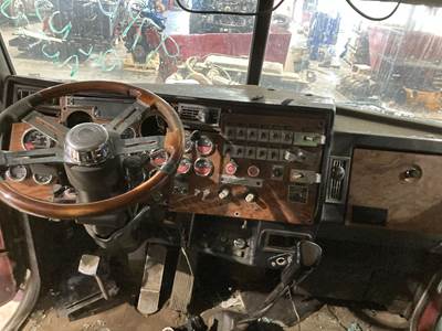 Peterbilt 379 Dashboard Assembly