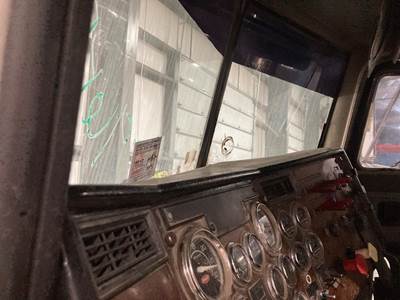 Peterbilt 379 Dashboard Assembly