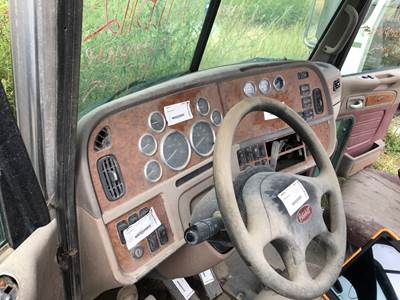 Peterbilt 386 Dashboard Assembly