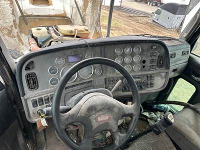 Peterbilt 386 Dashboard Assembly