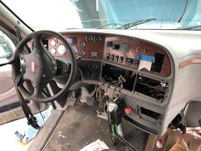 Peterbilt 387 Dashboard Assembly