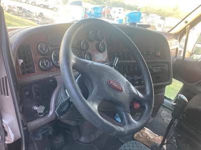 Peterbilt 387 Dashboard Assembly