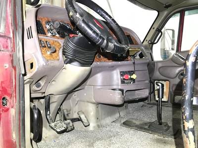 Peterbilt 387 Dashboard Assembly
