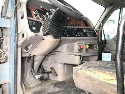 Peterbilt 387 Dashboard Assembly