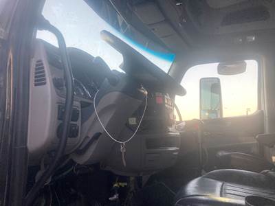 Peterbilt 579 Dashboard Assembly