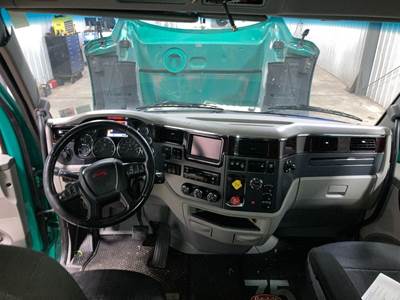 Peterbilt 579 Dashboard Assembly