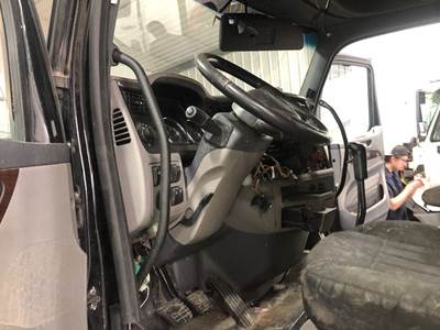 Peterbilt 579 Dashboard Assembly