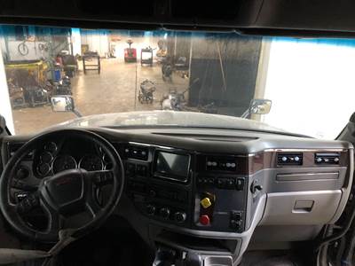 Peterbilt 579 Dashboard Assembly