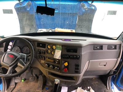 Peterbilt 579 Dashboard Assembly