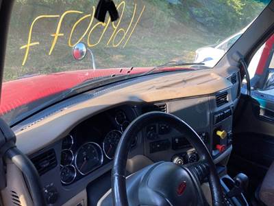 Peterbilt 579 Dashboard Assembly