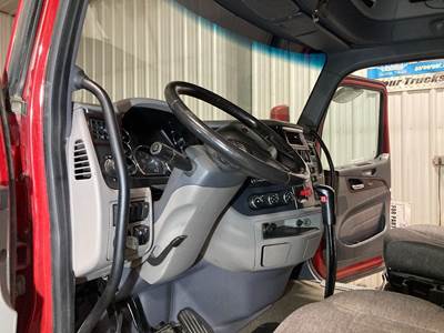 Peterbilt 579 Dashboard Assembly