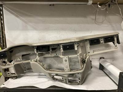 Peterbilt 579 Dashboard Assembly
