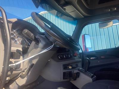 Peterbilt 579 Dashboard Assembly