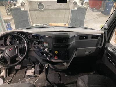 Peterbilt 579 Dashboard Assembly