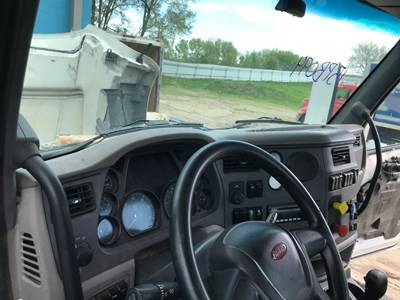 Peterbilt 579 Dashboard Assembly