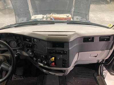 Peterbilt 579 Dashboard Assembly