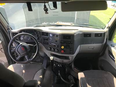 Peterbilt 579 Dashboard Assembly