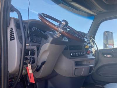 Peterbilt 579 Dashboard Assembly