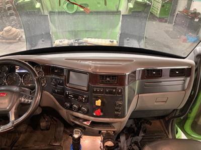 Peterbilt 579 Dashboard Assembly