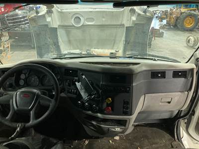 Peterbilt 579 Dashboard Assembly