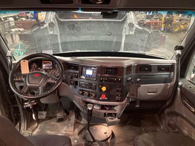 Peterbilt 579 Dashboard Assembly