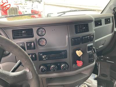 Peterbilt 579 Dashboard Assembly