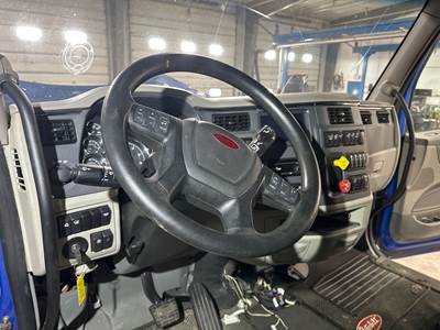 Peterbilt 579 Dashboard Assembly