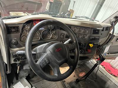 Peterbilt 579 Dashboard Assembly