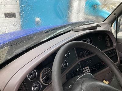 Peterbilt 587 Dashboard Assembly