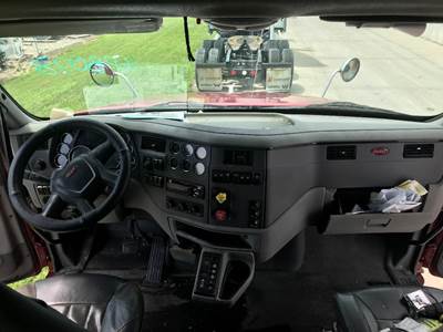 Peterbilt 587 Dashboard Assembly