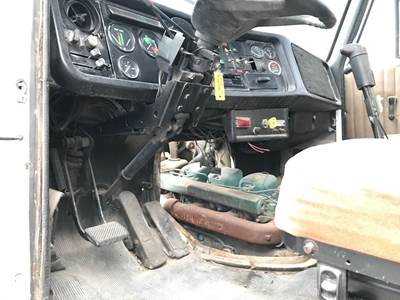 Volvo N12 Dashboard Assembly