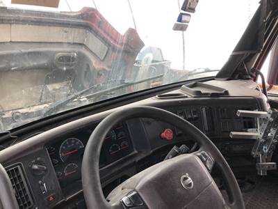 Volvo VNL Dashboard Assembly
