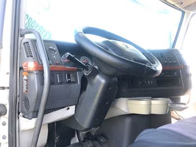 Volvo VNL Dashboard Assembly