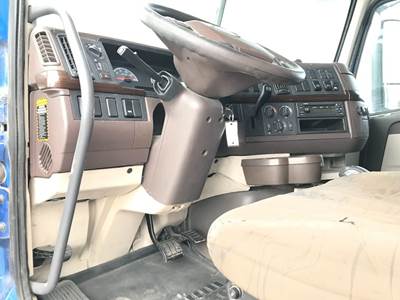 Volvo VNL Dashboard Assembly