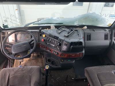 Volvo VNL Dashboard Assembly