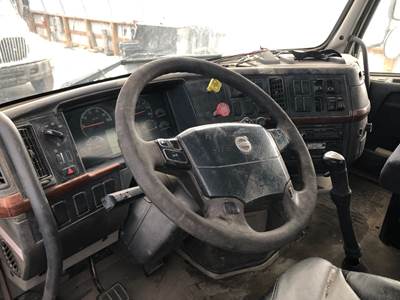 Volvo VNL Dashboard Assembly