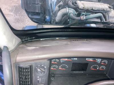 Volvo VNL Dashboard Assembly