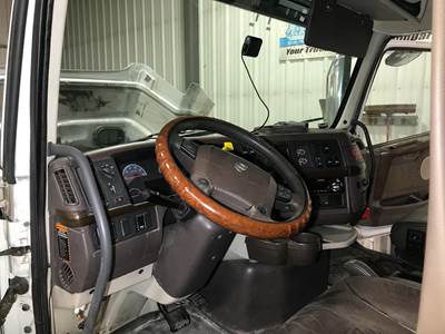 Volvo VNL Dashboard Assembly