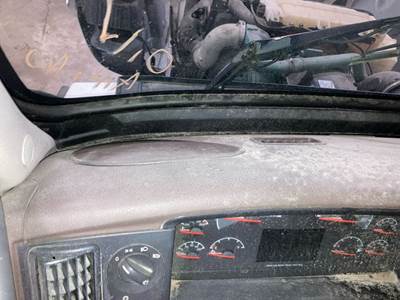 Volvo VNL Dashboard Assembly