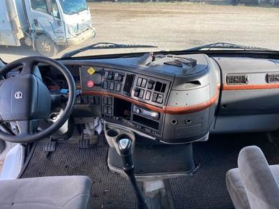 Volvo VNL Dashboard Assembly