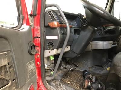 Volvo VNL Dashboard Assembly