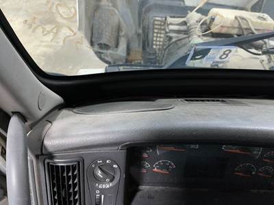 Volvo VNL Dashboard Assembly