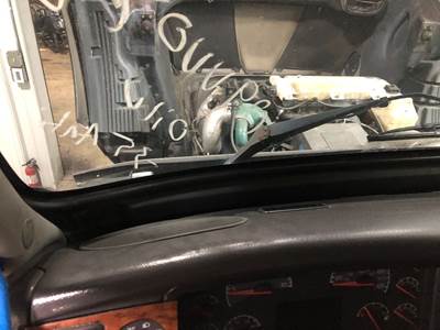 Volvo VNL Dashboard Assembly