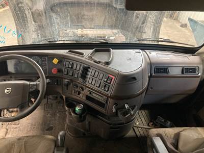 Volvo VNL Dashboard Assembly