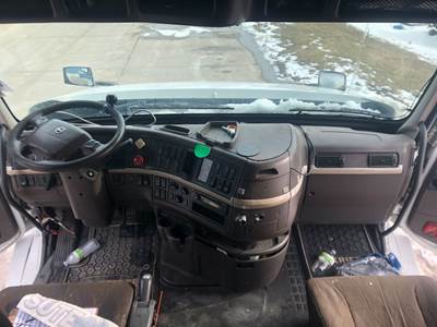 Volvo VNL Dashboard Assembly