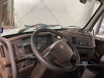 Volvo VNL Dashboard Assembly